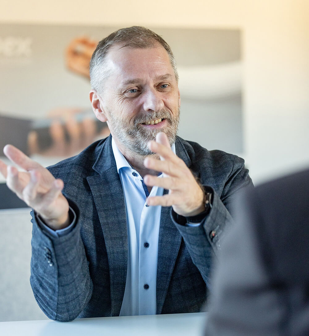 3-Michael_Bratl_CEO_hobex